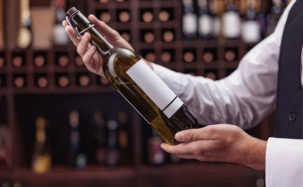 Competitive Pricing and Promotions